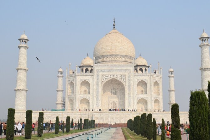 Taj Mahal Day Tour by Superfast Gatimaan Train from Delhi - Why the fast train matters