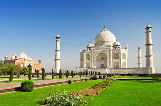 Taj Mahal Day Tour by Superfast Gatimaan Train from Delhi - What the $120 price really covers