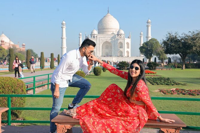 Taj Mahal Day Tour From Delhi by Superfast Train - Agra Fort and the Mughal capital