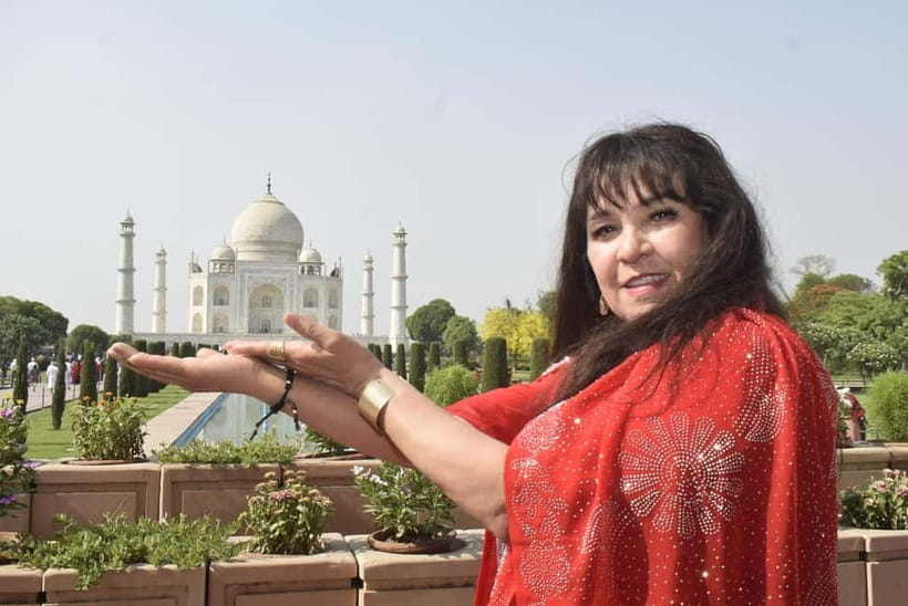 Taj Mahal Day Trip from Delhi by Gatimaan Express Train - What the private format means for you