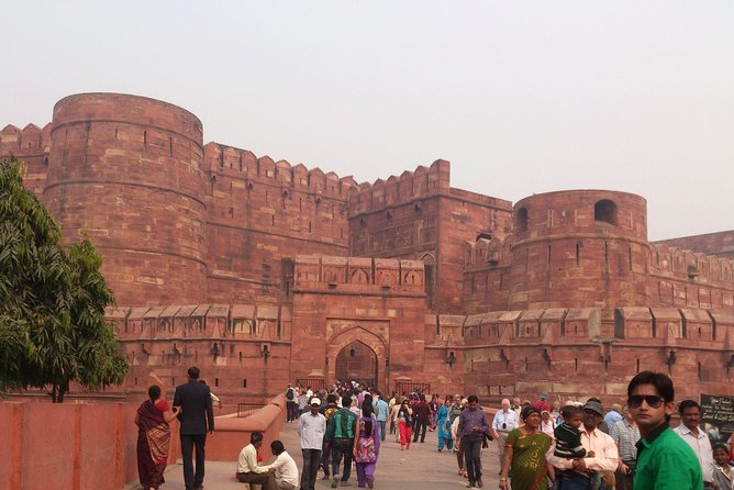 Taj Mahal Private Tour by Gatimaan Express Train - Why the Gatimaan Express makes this day possible