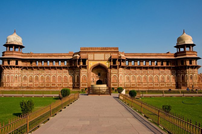 Taj Mahal Tour from Delhi by India's Fastest Train (GATIMAAN EXP) - Agra Fort and the Mughal court