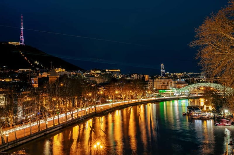 Tbilisi: Old Town Sights & Funicular Ride to Mtatsminda Park - Key points at a glance