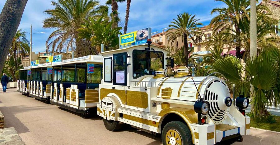 The Little Train of Lavandou's beaches - What you actually see from the train