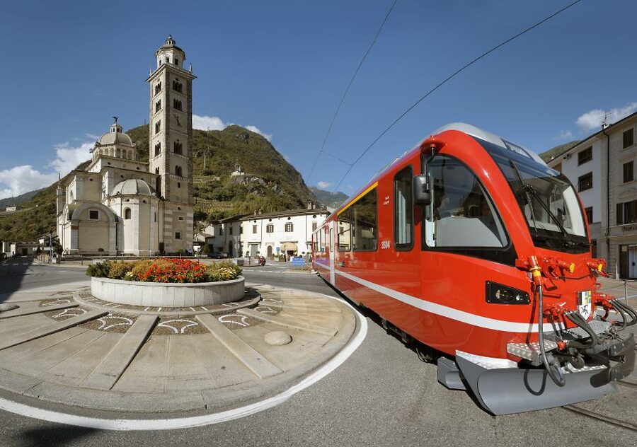 Tirano: Bernina Red Train and Cablecar to Diavolezza Refuge - How to plan the day without stress