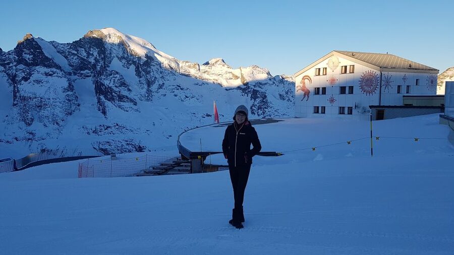 Tirano: Bernina Red Train and Cablecar to Diavolezza Refuge - Who will enjoy this Alpine day most