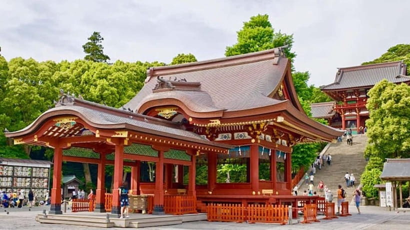 Tokyo: Kamakura & Enoshima Day Tour with Pickup & Train Ride - The Great Buddha at the end of the day