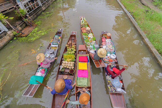 Train & Floating Market Food Adventure + Scenic train ride - The road from Mae Klong to Damnoen Saduak