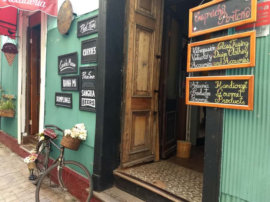 Valparaiso: Street Art, Funiculars and Port City Tour - Should you book it?