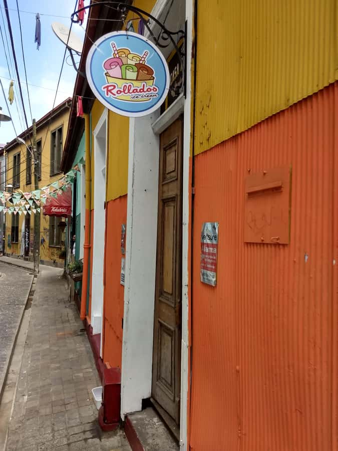 Valparaiso: Street Art, Funiculars and Port City Tour - Is $41 good value for two hours?