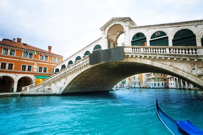 Venice Day Trip from Rome by High-Speed Train with Happy Hour - Reaching Venice by vaporetto