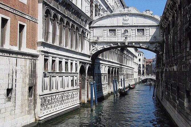 Venice Day Trip from Rome: Private Tour by High Speed Train - From the Accademia Bridge to San Trovaso