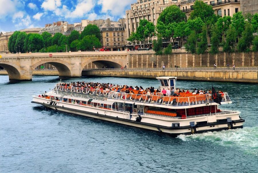 Welcome to Paris Day Trip from London via Train - My call: a useful first taste, not a leisurely Paris visit