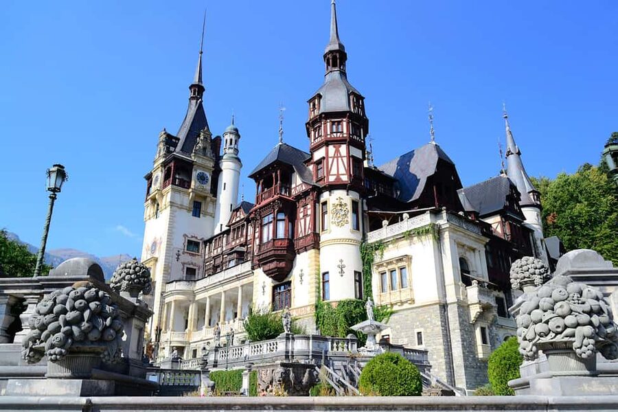 With the steam train through Transylvania- 8 Day - Brasov, Bran, Sinaia, and the Bucharest finale