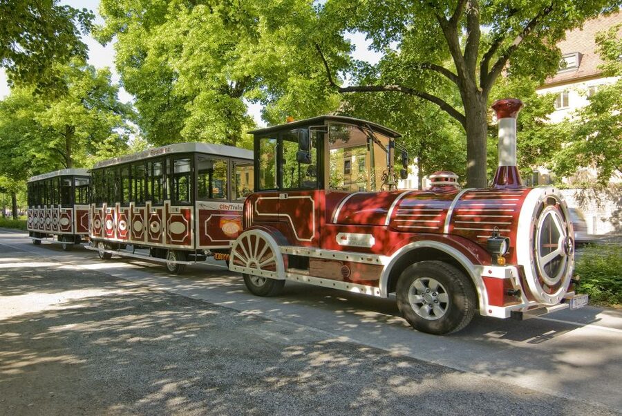 Würzburg: City Tour with the Bimmelbahn Train - Through Würzburg’s old town streets
